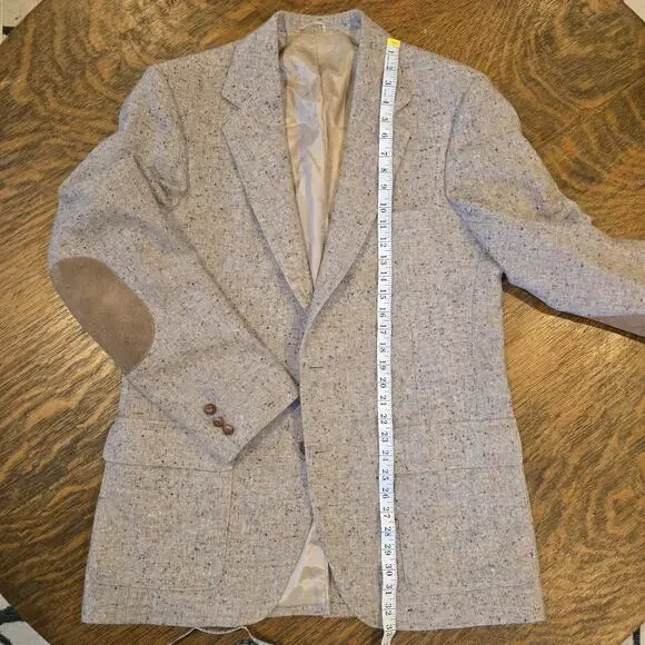 Farah Gray Tweed Blazer with Elbow Patches - Picture 10 of 15